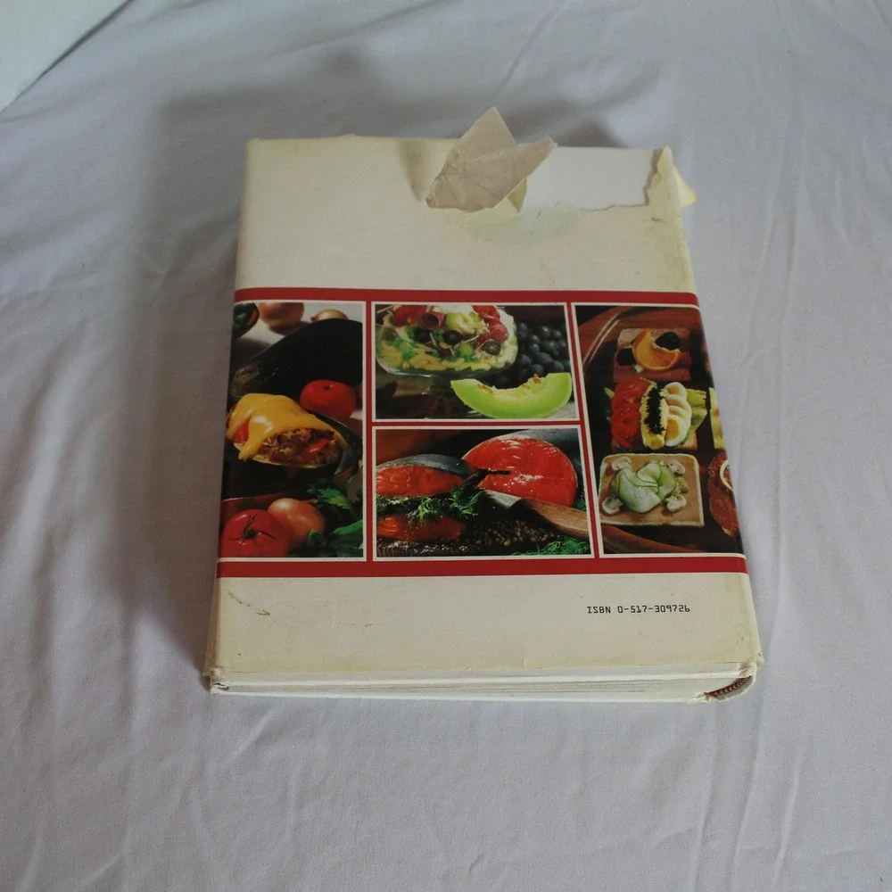 Creative Cooking‎ Cookbook 2000 Recipes Complete Guide Charlotte Turgeon